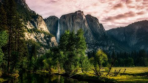 Yosemite Falls Yosemite National Park Wallpaper Backiee