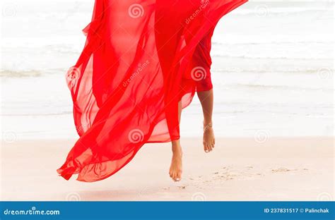 Nude Woman In Red Fabric Posing On Sea Beach Stock Image Image Of Outdoor Fabric