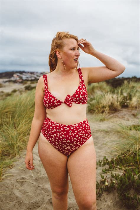 71 Swimsuits For Curvy Women Thatll Make You Feel Confident Af