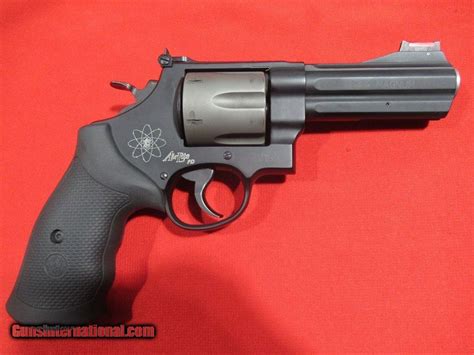 Smith And Wesson Model 329pd Airlite 44magnum 4