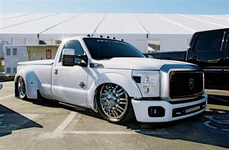 22 cars within 30 miles of snohomish, wa. slammed-trucks-of-sema-2014-ford-f350 - Rollingutopia