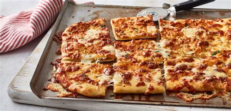 Cheesy Herb And Garlic Pizza