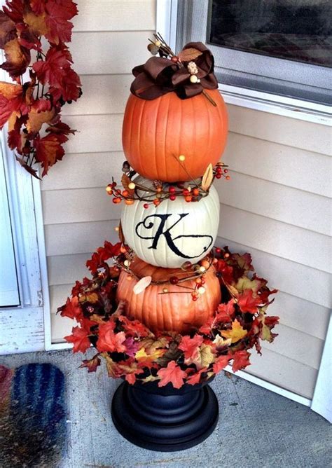 55 Beautiful Outdoor Fall Décor Ideas For Porch Front Steps And Yard