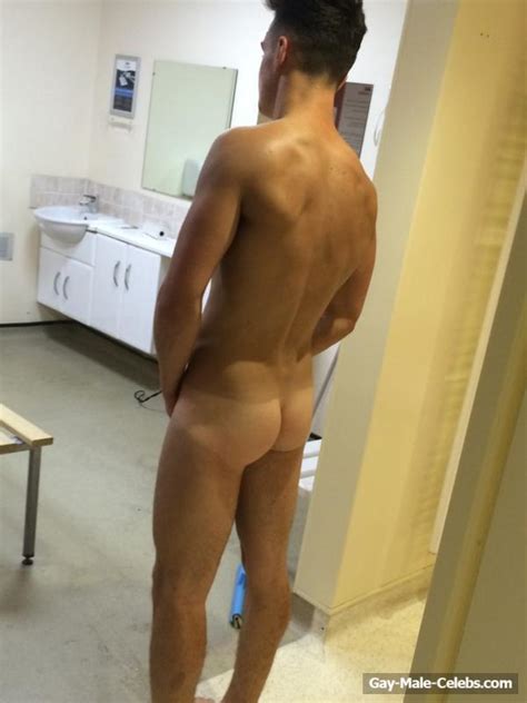 ᐅ Aldo Walsh Frontal Nude And Bulge Photos iDude