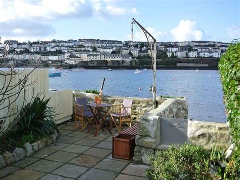 Why stay in a falmouth cottage? Flushing Holiday Cottages Pet Friendly Cottages, Falmouth ...