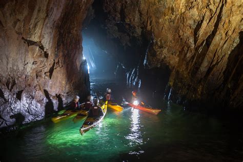Las Cuevas Marinas Más Alucinantes De La Costa Brava