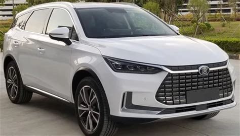 The vehicle is the second model of byd's dynasty series passenger vehicles, and gets its name from the tang dynasty. New BYD Tang BEV version, BYD new EV model, China ...