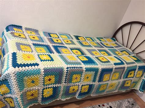 Vintage Bed Mitered Afghans Granny Square Bed Spreads Geometric