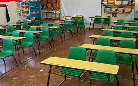Las clases presenciales sólo se darán con semáforo verde, afirmó. COVID-19: Así será el regreso a clases del ciclo escolar ...