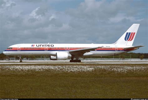 N542ua United Airlines Boeing 757 222 Photo By Rémi Dallot Id 1138400