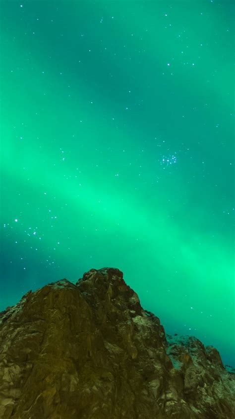 Aurora Borealis Northern Lights Hd Mobile Wallpaper Hd Nature
