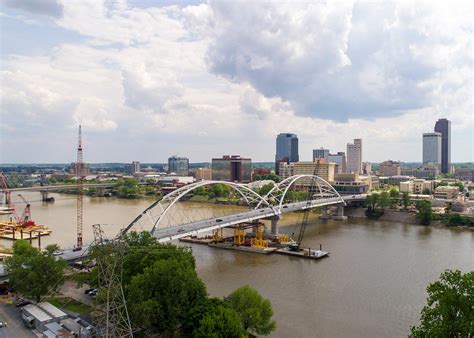Broadway Bridge Over The Arkansas River Remaking A Landmark Garver