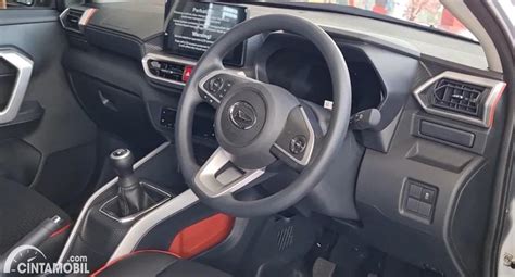 Test Drive Daihatsu Rocky 1 0 R ADS MT 2021 Transmisi Manualnya