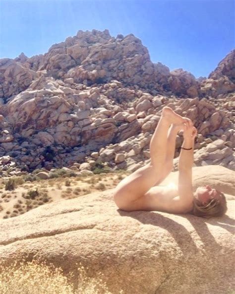 Californian Woman Advocates Anal Sunbathing Sankaku Complex My Xxx