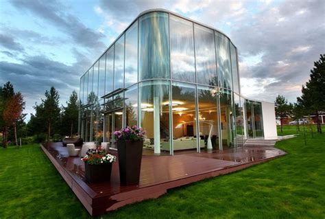 Stunning Modern Glass Houses That Beling In The Storybooks Glass