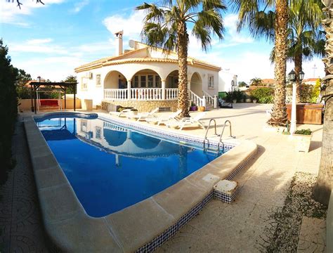 Aktualisiert 2021 Villa With Large Pool In Alicante Villa In La Marina Tripadvisor