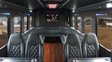 copy of reserve a wine tour button — charlottesville limousine transportation wine tours