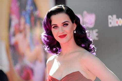 Oops Katy Perry Loses Her Bikini Bottoms At The Water