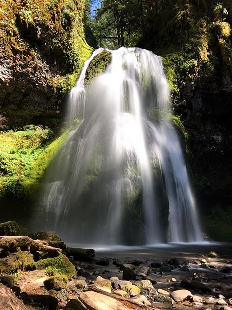 Explore A Stunning Trio Of Waterfalls In Umpqua National Forest