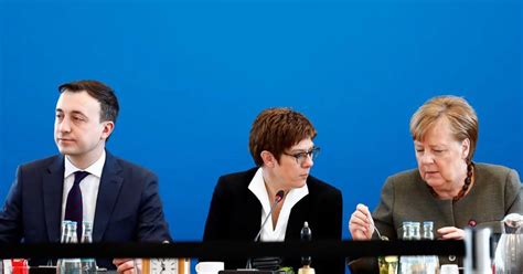 La Atribulada Cdu De Angela Merkel Elegirá Nuevo Líder En Un Congreso