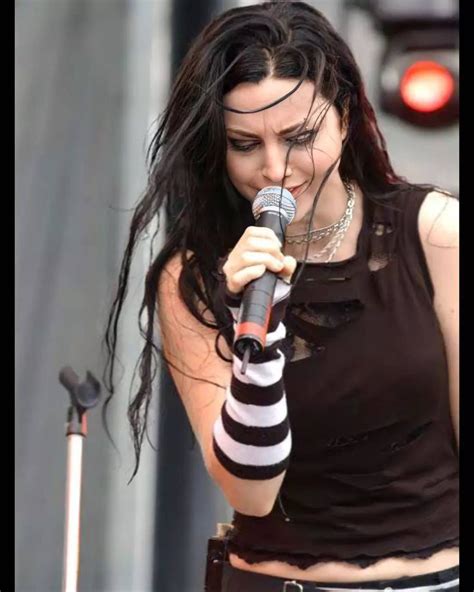 Theinbetweenev On Instagram Amylee Evanescence 🎤 Amy Lee