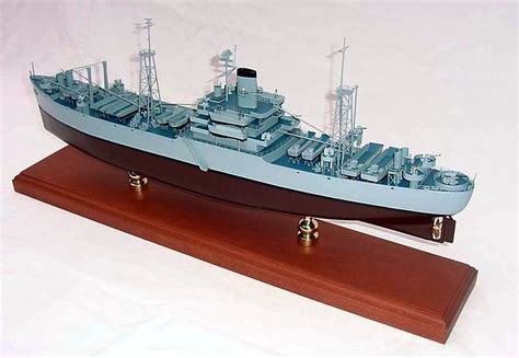 Aka Lka Amphibious Cargo Ship Model Model Ships Model Warships