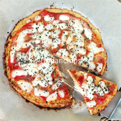Fantastic Pizza Crust Recipe With Low Carbs · Italianchips
