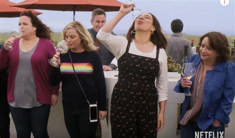 Amy Poehlers Wine Country Trailer Is Here And Youre Gonna Want To