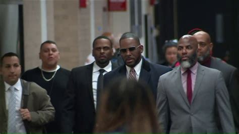 R Kelly Arrested Again In Chicago For Federal Sex Crimes Youtube