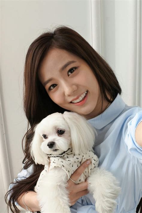 10 Cutest Photos Of Blackpinks Jisoo With Her Dog To Celebrate His