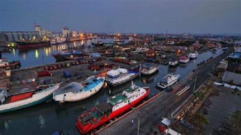 Profil Dan Sejarah Pelabuhan Tanjung Emas Satu Satunya Di Semarang