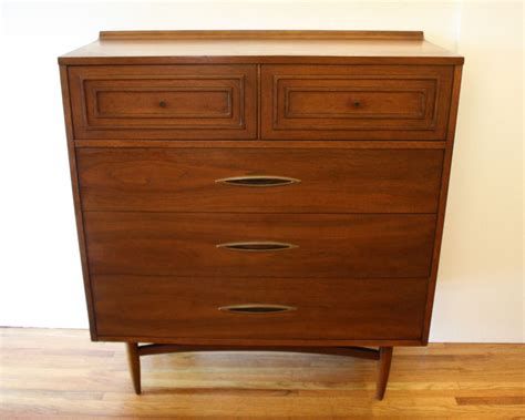 Mid Century Modern Tall Dresser From The Broyhill Sculptra Collection