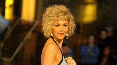 Maggie Gyllenhaal In Blonde Wig For Prostitute Role In The Deuce Movie