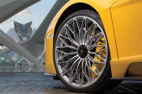 First Drive 2017 Lamborghini Aventador S Automobile Magazine