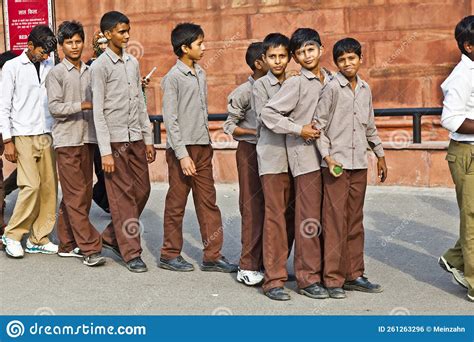 Scholars In Uniform Visit The Red Fort In Delhi India Schools
