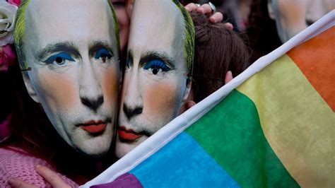 gastos cierto contracción lgbt en rusia chapoteo limpiar el piso nadar