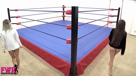 Pro Style Wrestling Peyton Vs Becca Fem Wrestling Rooms