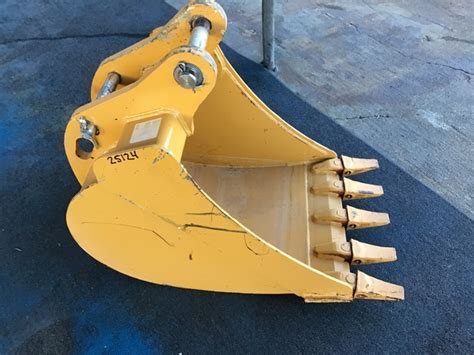 John Deere Tooth Bucket Images And Photos Finder