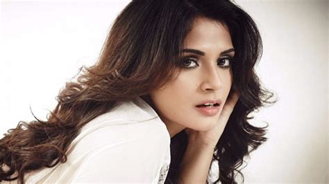 Richa Chadha Wonders If There Is Feminism Wave In Bollywood India Forums