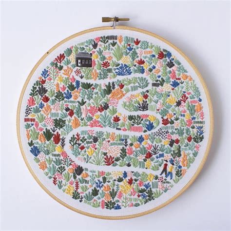 Modern Embroidery Patterns Highlight the Collaborative Nature of the Craft