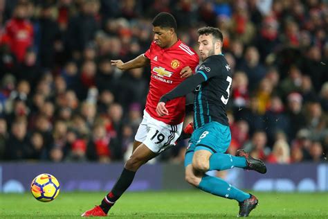 Southampton played against manchester united in 2 matches this season. Southampton vs Manchester United Preview, Tips and Odds ...