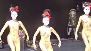 Naked Asian Art Performance Page