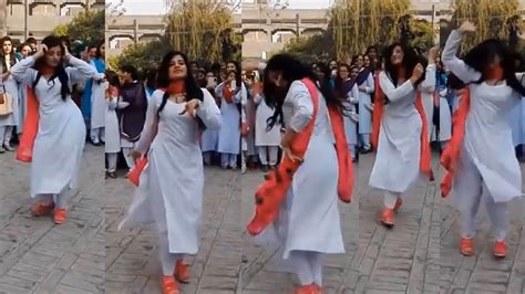 Karachi College Girls Dance On Pashto Video Dance Karachi College Dance College Girls Youtube