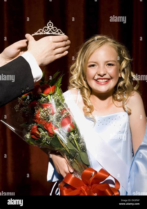 Portrait Smiling Girl Holding Roses Hi Res Stock Photography And Images