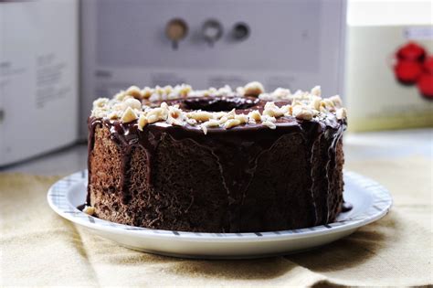 Mount Glorious Hojicha Chiffon Cake With Hazelnut Dark Chocolate