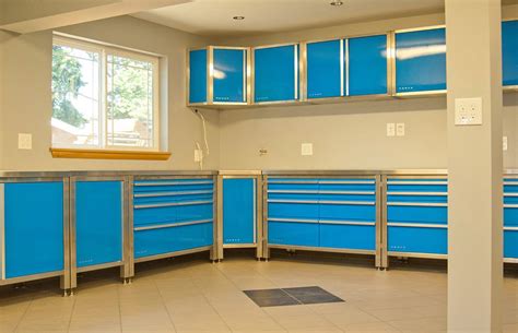 Boston garage specializes in luxury garage enhancements. Professional Series Cabinets by VAULT® | Project Gallery ...