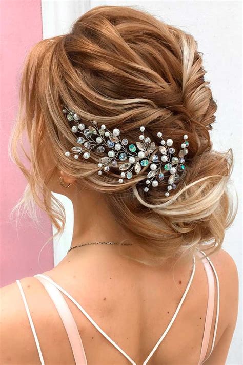 25 Charming Mother Of The Bride Hairstyles To Beautify The Big Day