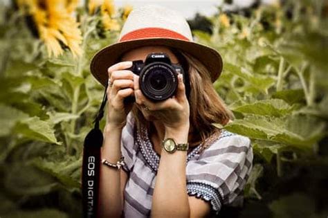 Basic Candid Photography Tips For Beginners