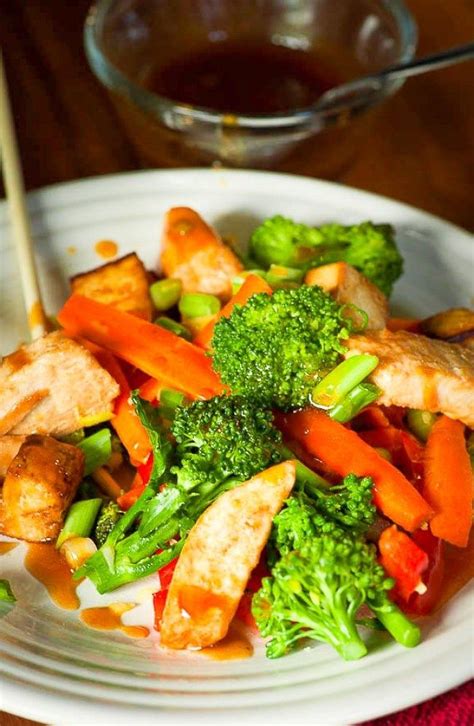 Vegetable stir fry with cashewsmakinghealthychoices. Vegetable stir fry with tofu and chicken | Recipe | Tofu ...
