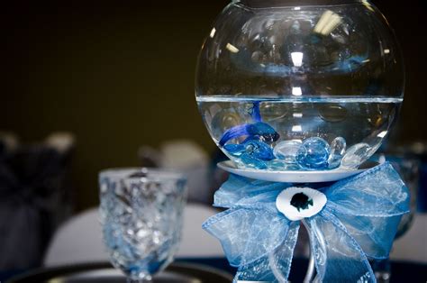 Wholesale crafts, recuerdos, centros de mesa, decoracion y accesorios para quinceanera, bautizo, comunion, bodas, baby shower, presentacion de 3 años y graduacion, maualidades mayoreo, crafta. Rincon Real Hall Decorations: Fishy themed quinceanera ...
